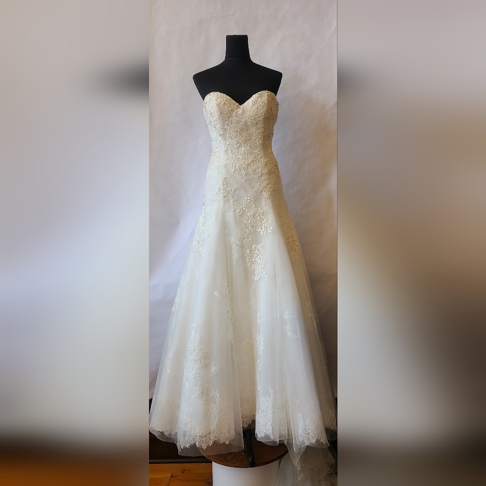 Casablanca Wedding Dress